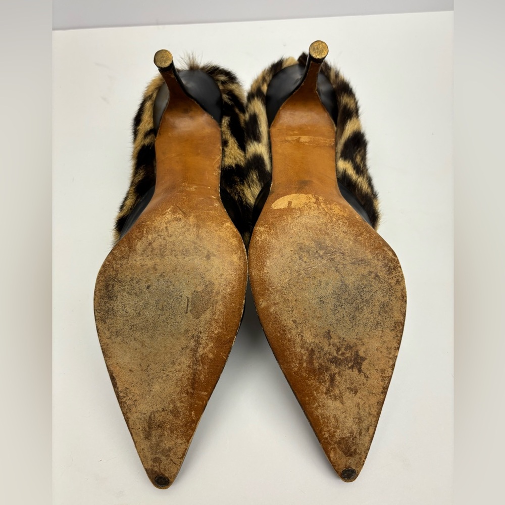 Black Leather Pumps with Leopard Fur Trim, SZ 8, box 29 - Picture 9 of 12